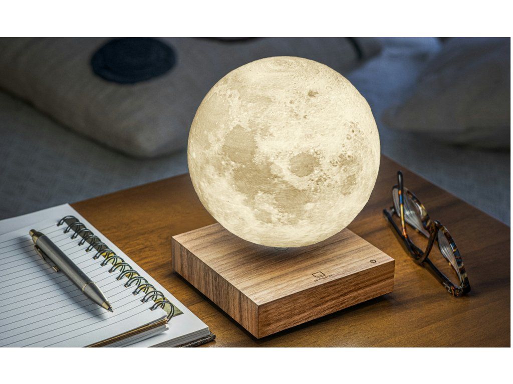Lampa "Moon", ořech