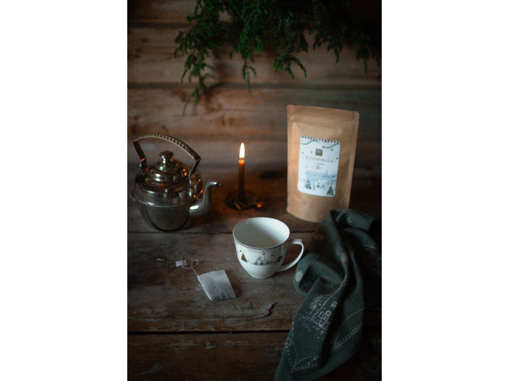 Černý čaj se skořicí a pomerančem kolekce Julemorgen